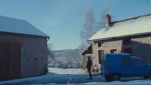 Backdrop to the movie "Avalanche" #543004