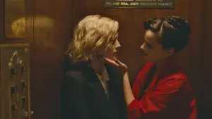 Backdrop to the movie "Kiss of the Damned" #362869