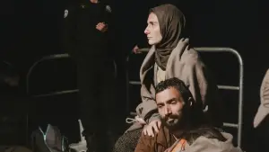 Backdrop to the movie "The Strangers