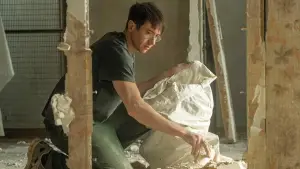 Backdrop to the movie "At Work" #538113