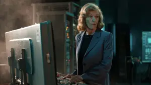 Backdrop to the movie "Doctor Who: Wish World & The Reality War" #877765