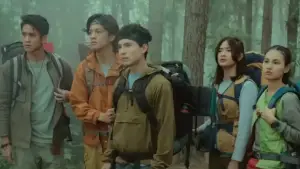 Backdrop to the movie "Petaka Gunung Welirang" #926723
