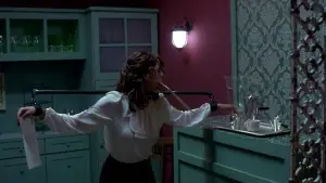 Backdrop to the movie "Secretary" #718480