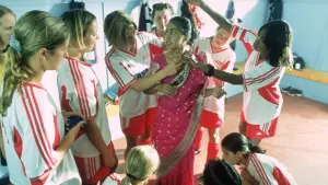 Backdrop to the movie "Bend It Like Beckham" #291457