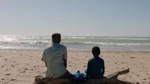 Backdrop to the movie "The Village Next to Paradise" #863035