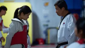 Backdrop to the movie "The World of Love" #539696