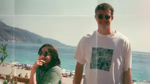 Backdrop to the movie "Aftersun" #632987