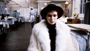 Backdrop to the movie "Full Circle" #436025