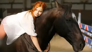 Backdrop to the movie "Windstorm" #673032