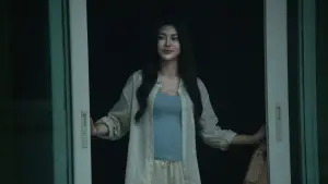 Backdrop to the movie "Our House" #622764