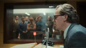 Backdrop to the movie "Waves" #666698