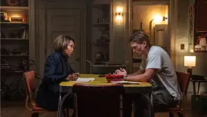 Backdrop to the movie "Caught Stealing" #527840