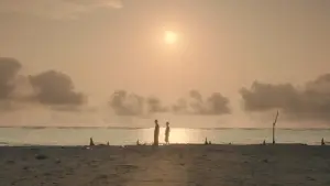 Backdrop to the movie "Lust in the Rain" #789076