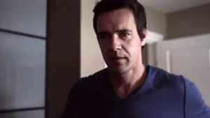 Backdrop to the movie "Confined" #493541