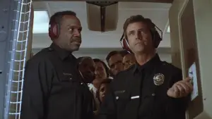 Backdrop to the movie "Lethal Weapon 3" #808817