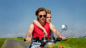 Backdrop to the movie "Summer of 85" #220226