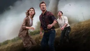 Backdrop to the movie "Twisters" #562642