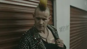 Backdrop to the movie "Caught Stealing" #527879