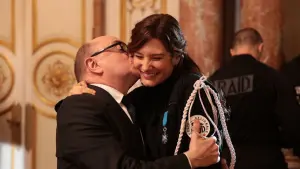 Backdrop to the movie "R.A.I.D. Special Unit" #340596