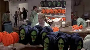Backdrop to the movie "Halloween III: Season of the Witch" #882101