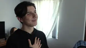 Backdrop to the movie "Iris" #571329