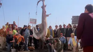 Backdrop to the movie "Jaws" #768219