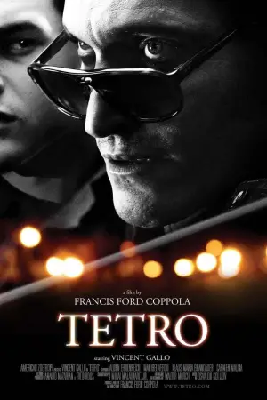 Poster to the movie "Tetro" #724134