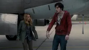 Backdrop to the movie "Warm Bodies" #855917