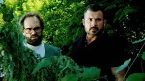 Backdrop to the movie "Breakout" #653747