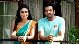 Backdrop to the movie "Inga Naan Thaan Kingu" #813127