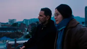 Backdrop to the movie "Winter in Sokcho" #532545