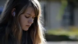 Backdrop to the movie "Anguish" #493971