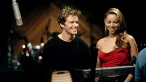 Backdrop to the movie "Glitter" #703725