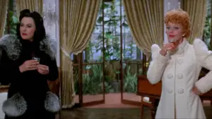 Backdrop to the movie "Mame" #678493