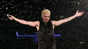 Backdrop to the movie "Jão: SUPERTURNÊ Ao Vivo" #198490