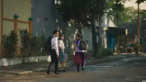 Backdrop to the movie "A Brother and 7 Siblings" #704994