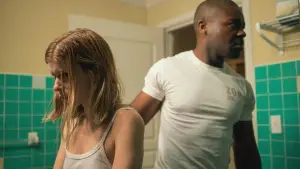 Backdrop to the movie "Captive" #400231