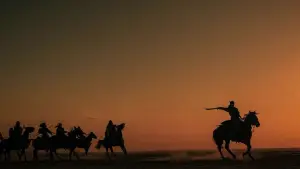 Backdrop to the movie "Blades of the Guardians" #760874