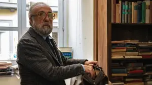 Backdrop to the movie "Parthenope" #599007