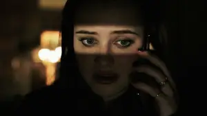 Backdrop to the movie "Knives Out" #561212