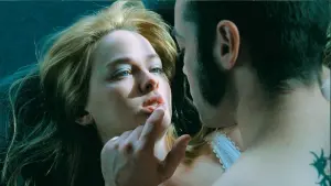 Backdrop to the movie "Teeth" #357646