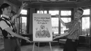 Backdrop to the movie "Vampire Zombies...from Space!" #768007