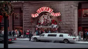 Backdrop to the movie "Home Alone 2: Lost in New York" #567337