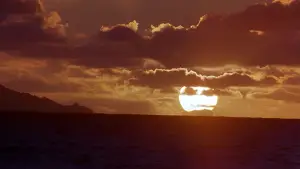 Backdrop to the movie "Crimson Tide" #720441