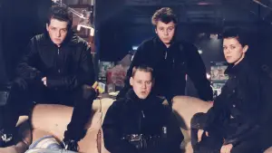 Backdrop to the movie "Straydogs" #664892