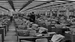 Backdrop to the movie "The Apartment" #660278