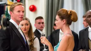 Backdrop to the movie "Crown for Christmas" #446860