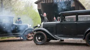 Backdrop to the movie "Lawless" #244439