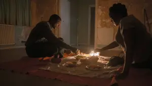 Backdrop to the movie "His House" #284875