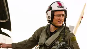 Backdrop to the movie "Top Gun: Maverick" #553358